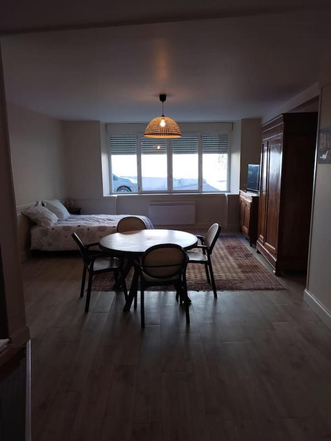 Tres Grand Studio Au Pied Du Plateau D'Angouleme. Exterior foto
